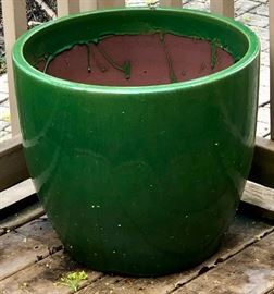 Wow this pot is GREEN!