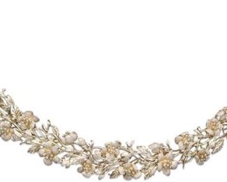 LOT #5045 - 14KT YELLOW GOLD NECKLACE W/ FLORAL MOTIF