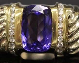 LOT #5084 - TANZANITE & DIAMOND 18KT YELLOW GOLD RING