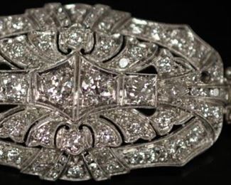 LOT #5235 - LADY'S DIAMOND PLATINUM ART DECO BROOCH, 2.85 CTTW