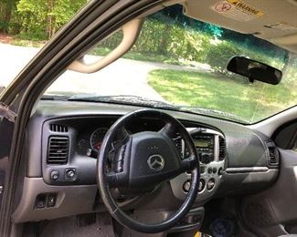 2004 Mazda Tribute