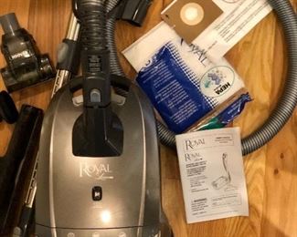Royal Lexon S18 vacuum