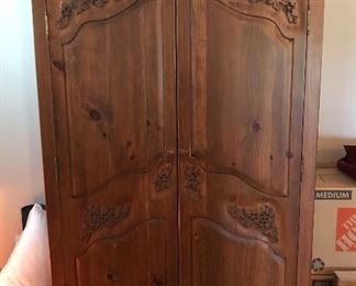 Hartford House custom wardrobe, beautiful!