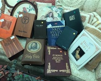 Nice collection of different Bibles...