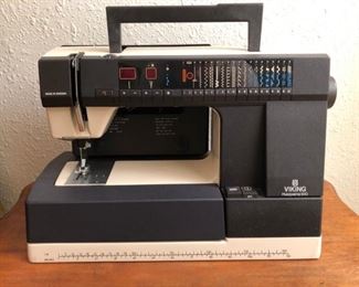 Viking Husqvarna 940 Sewing Machine