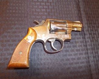 nice vintage 80's revolver