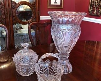 Variety of crystal pieces throughout