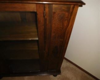 closer  view of  cabinet