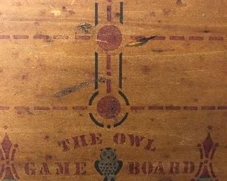 The owl game board Chicago 