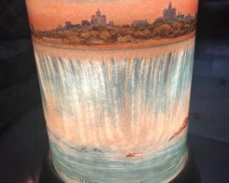 Antique Niagara Falls lamp, works!