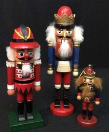 3 Nutcrackers