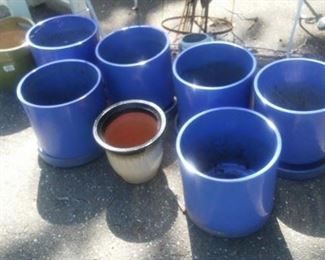 all kinds of flower pots