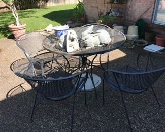Outdoor Metal Table and Chairs