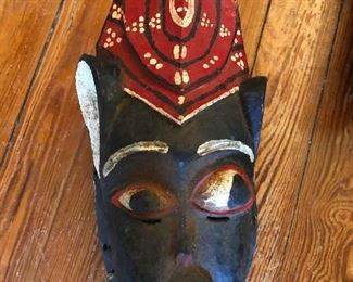 surprised, look-over-there! mask.