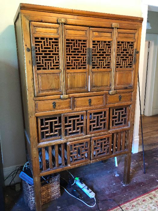 This curio cabinet/entertainment center is da bomb!