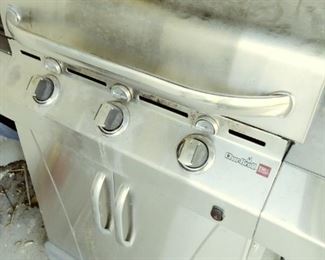 Charbroil gas grill