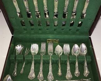 Gorham Chantilly Sterling (8 place settings)
