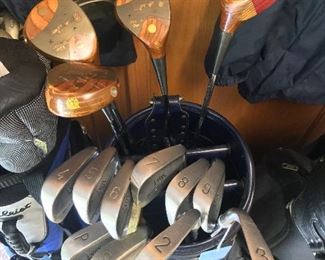 Vintage 1967 set of Lynx men's clubs. First year they were made!