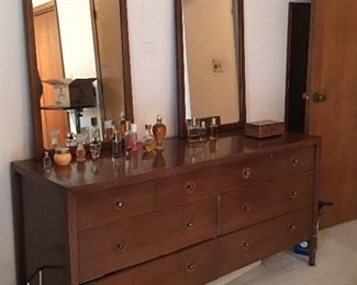 Vintage Queen Bedroom Set - Like new Queen Sterns & Foster mattress, dresser with double mirrors, chest of drawers and nightstands