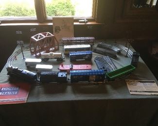 Antique Lionel Train Set with RF&P Railroad Car!