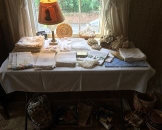 Antique & Vintage Linens & Lace.