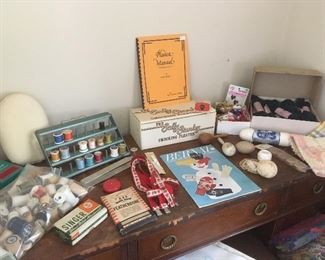 Lots of Antique & Vintage Sewing Items.