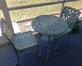 Heavy vintage Iron Patio Set