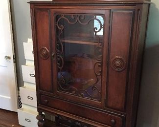 Vintage 1920s-30s style China cabinet 