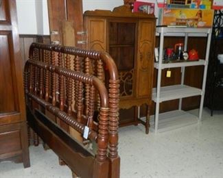 Jenny Lind style full size bed