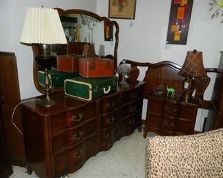 Bassett bedroom set