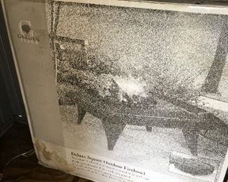 Unused in box Deluxe Square Outdoor Firebowl