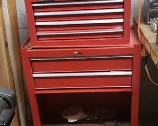 Popular Mechanics Tool Chest and Box with tools