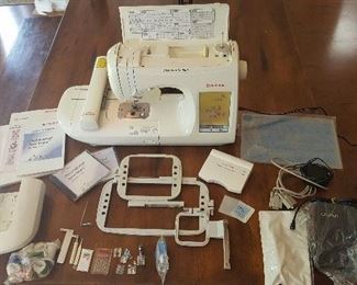 Embroidery Machine Singer Quantum XL-1000