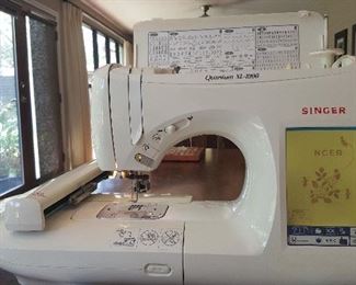 Embroidery Machine Singer Quantum XL-1000