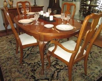 AREA RUG