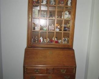 SLANT TOP SECRETARY