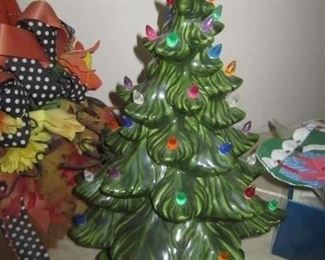 CERAMIC XMAS TREE