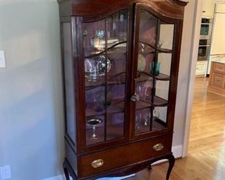 Gorgeous Georgian Design China Cabinet - Queen Anne Legs....perfect size for the smaller dining room. 