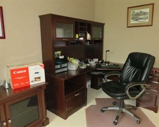 Mahogany Office Desk Furniture, Black Desk Chair 