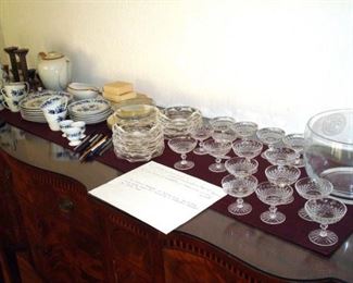 Glass & china collectibles.