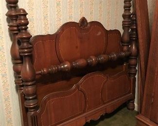 Antique Bed. Side rails included.