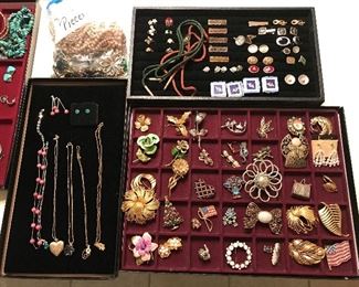 Shriner Items, Pins, Brooches, etc.