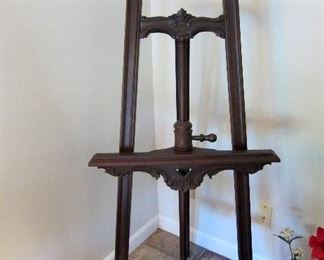 TALL WOODEN EASEL