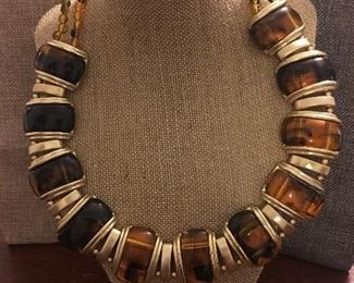 Fabulous Tortoiseshell Lucite Statement Necklace 