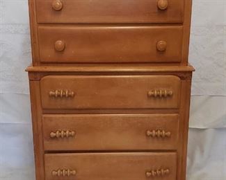 Mid Century Virginia House Chest of Drawers
