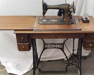 Antique Singer Sewing Machine Table
