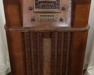 Crosley Antique Radio
