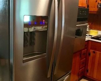 Whirlpool Stainless Steel French Door refrigerator 