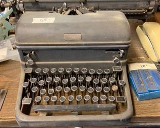 #89	royle typewriter 	 $30.00 
