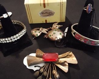 Huge selection of vintage and modern jewelry